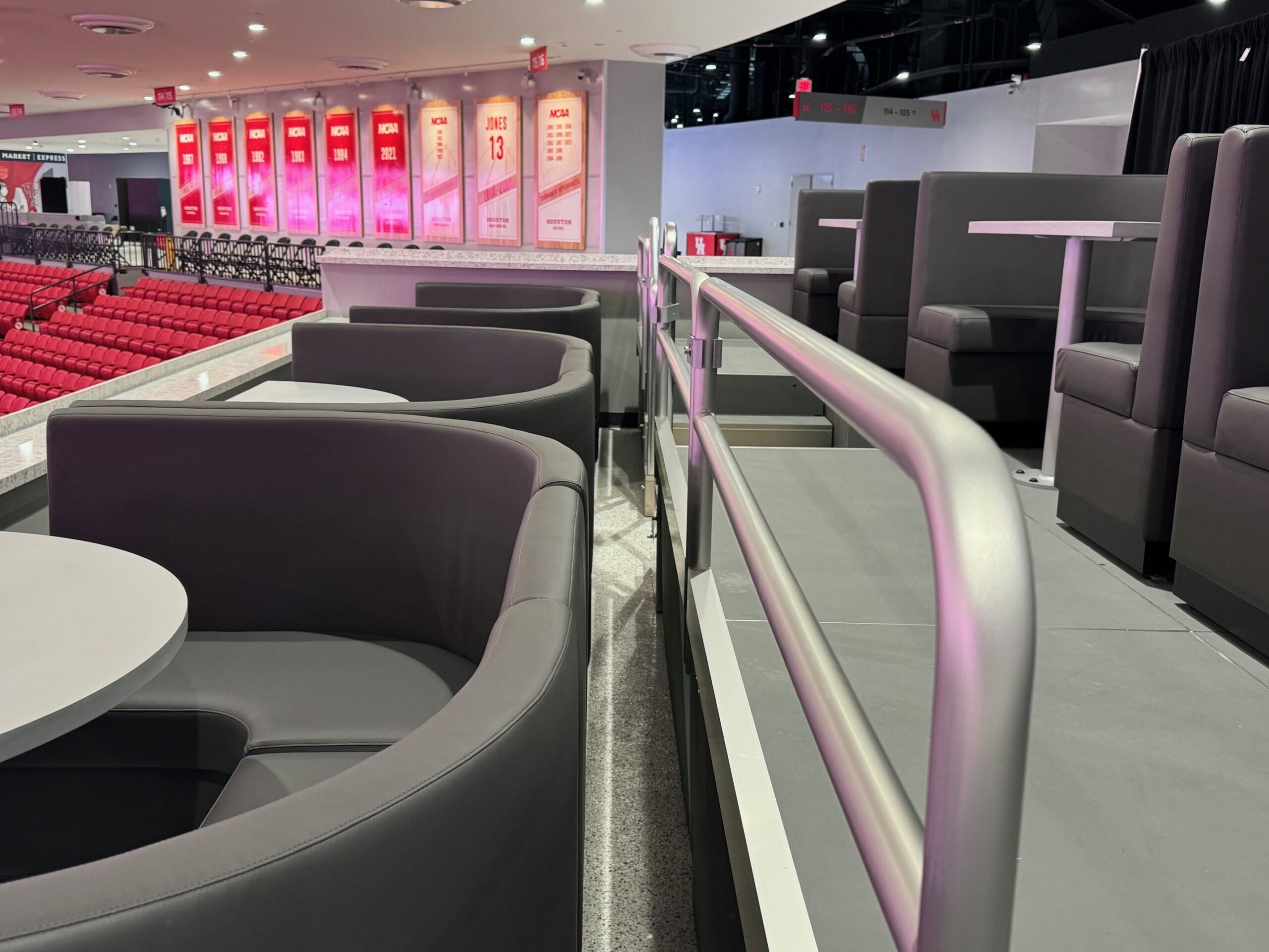 UH Bannquette Loge 12