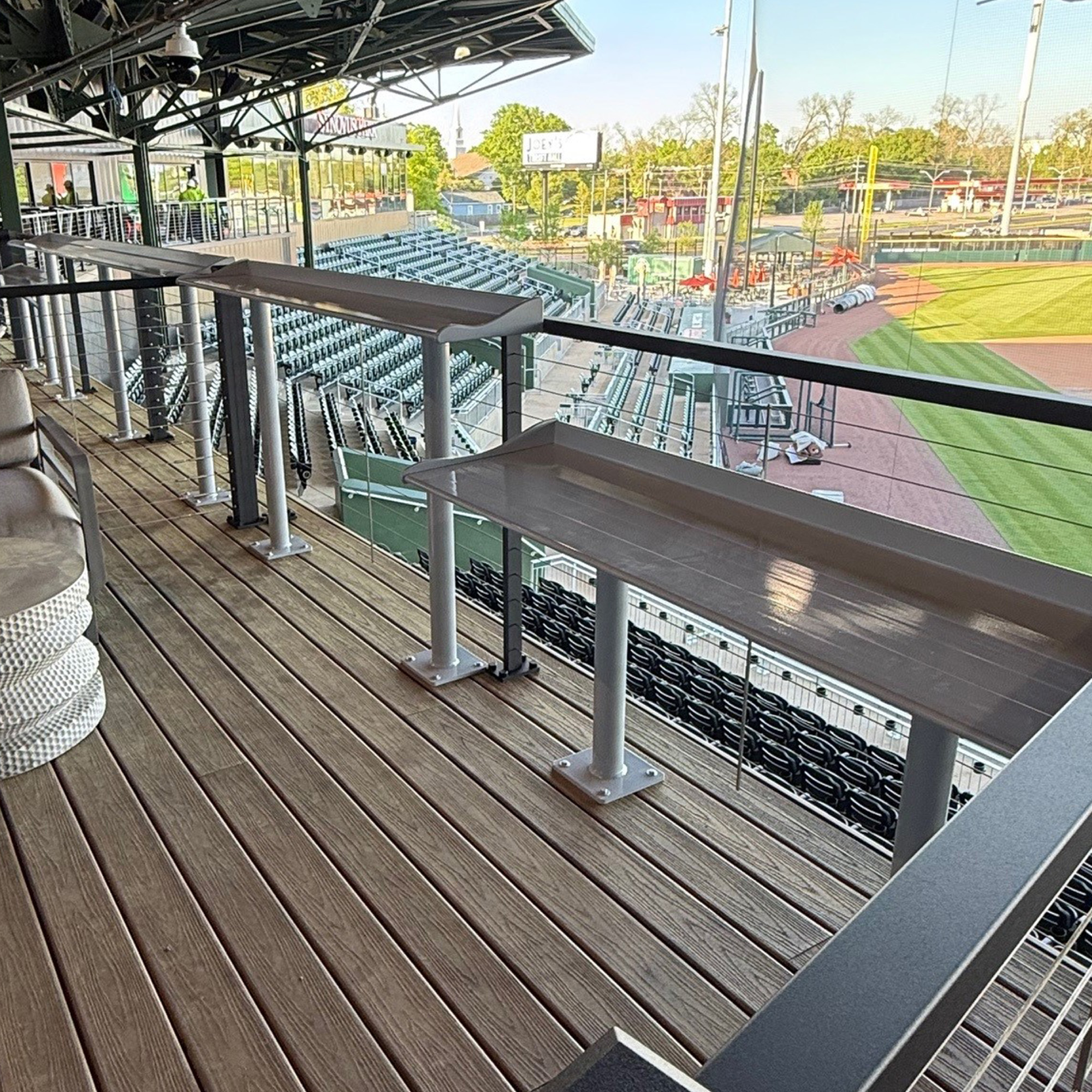 drinkrail_0003_Clingstones AH Drink RAIL 3